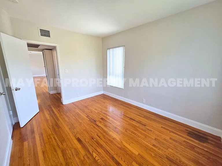 701 NE 16th Ave #28 — Photo 9