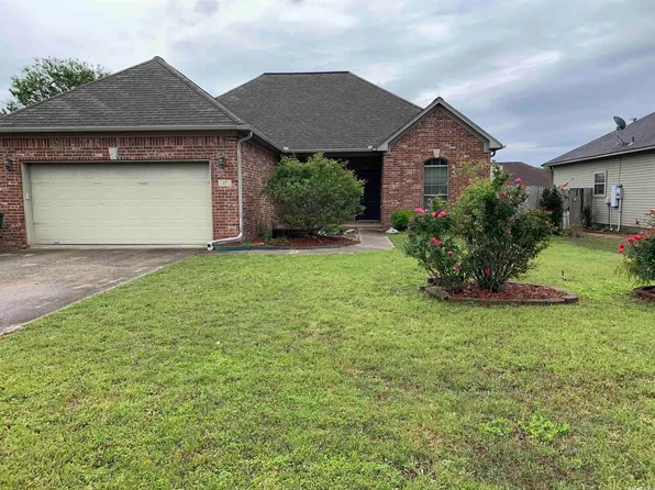 17 Westfield Cir, Little Rock, AR 72210