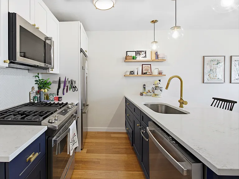 1408 Valleyridge Dr #B — Photo 3