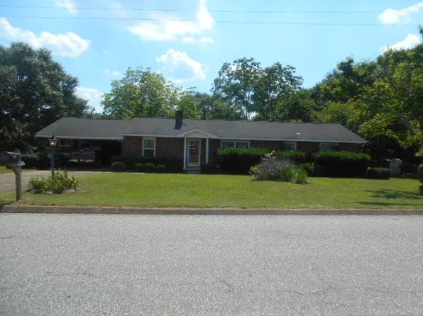 102 Mamie St, Enterprise, AL 36330