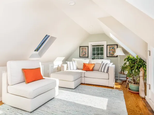 27 Blaney St #Id1045451p, Swampscott, MA 01907