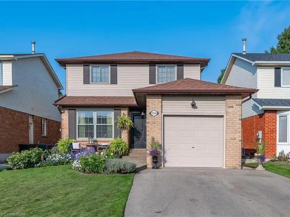 2134 Clipper Cres, Burlington, ON L7M 2P6