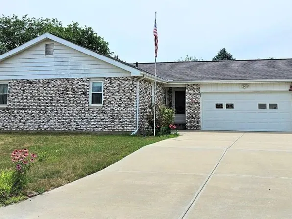 2316 Saint Charles Dr, Quincy, IL 62305