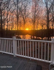 142 Northwynd Dr, Milford, PA, 18337