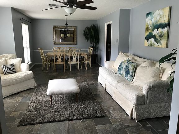 1st Living Room/Dinning Room