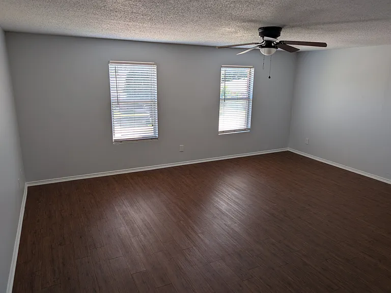 4512 Wedgewood Dr — Photo 11