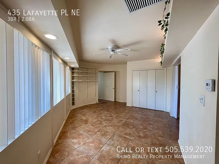 435 Lafayette Pl NE — Photo 17