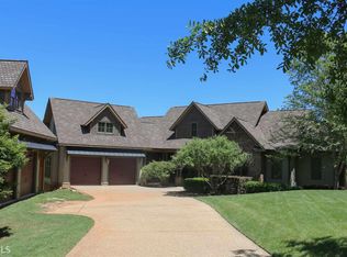 318 Edgewater Trl S, Toccoa, GA 30577