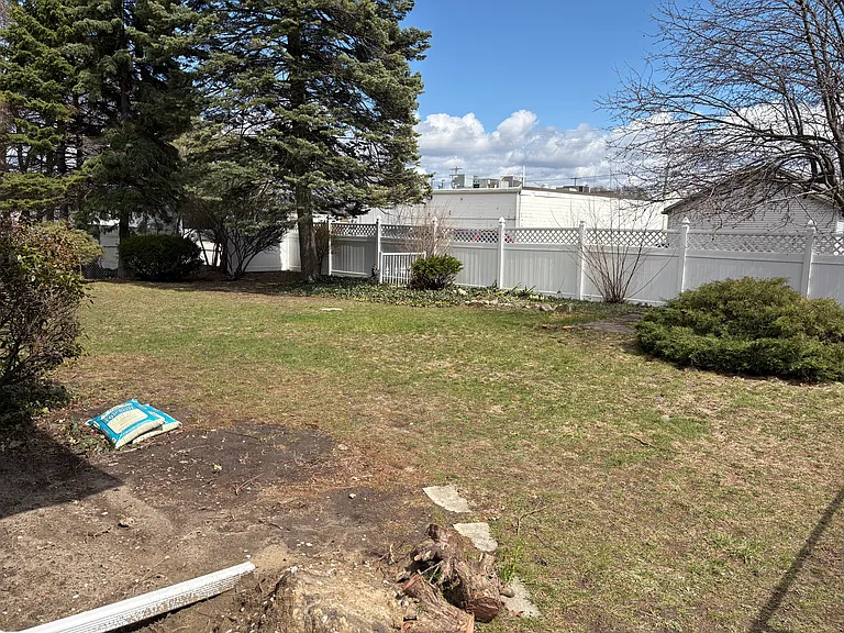 3106 Lindland Rd — Photo 35