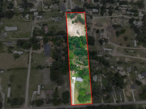2425 Thompson Ln, Tyler, TX 75704