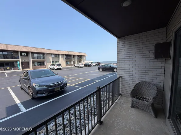 330 Shore Dr E #16, Highlands, NJ 07732