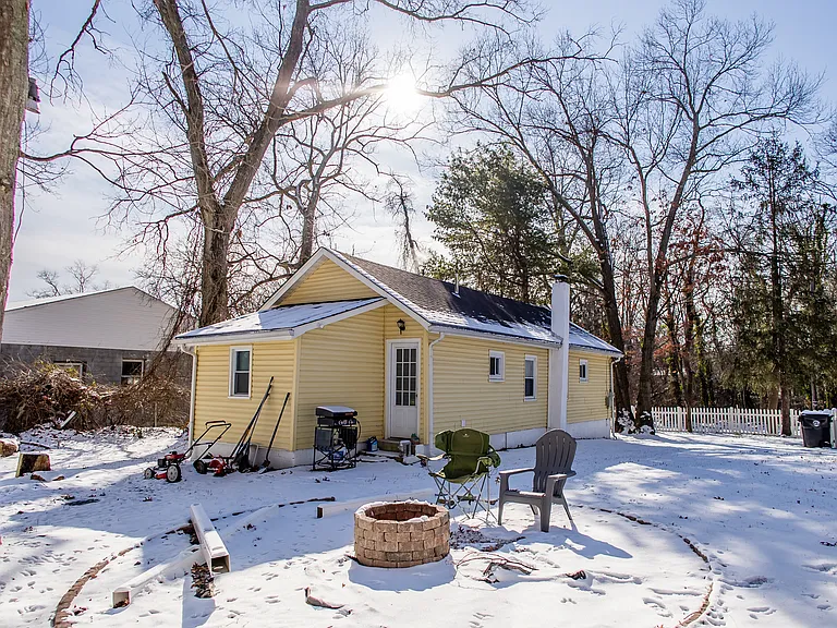 244 Nelson Ave — Photo 5