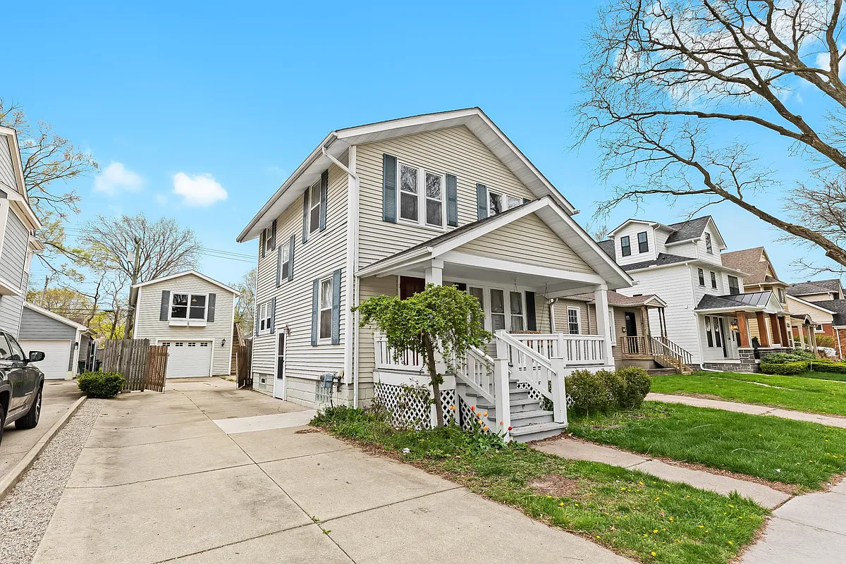 Building Photo - 1428 Bird Ave