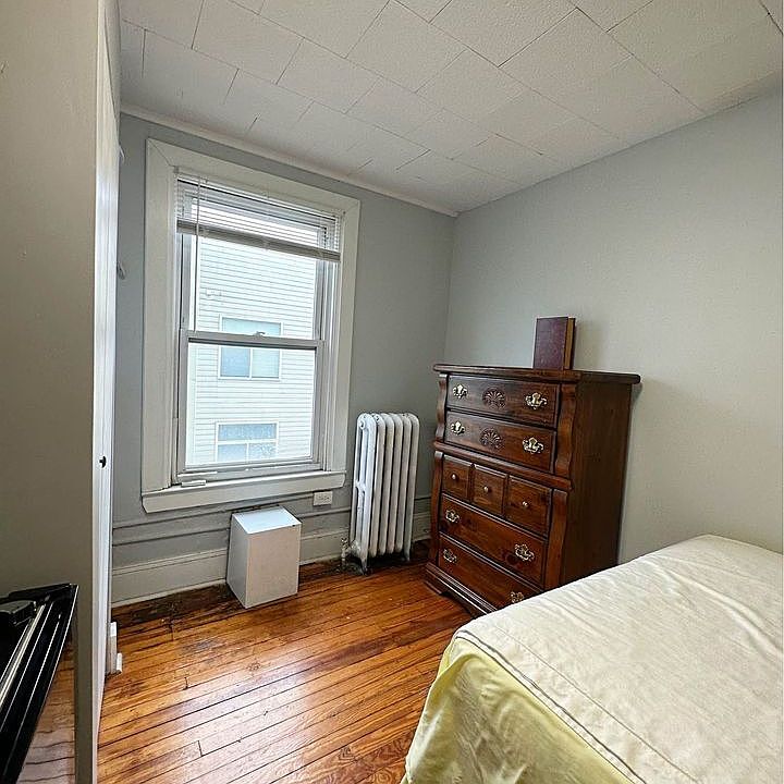 2nd image of 920 N 19th St #7