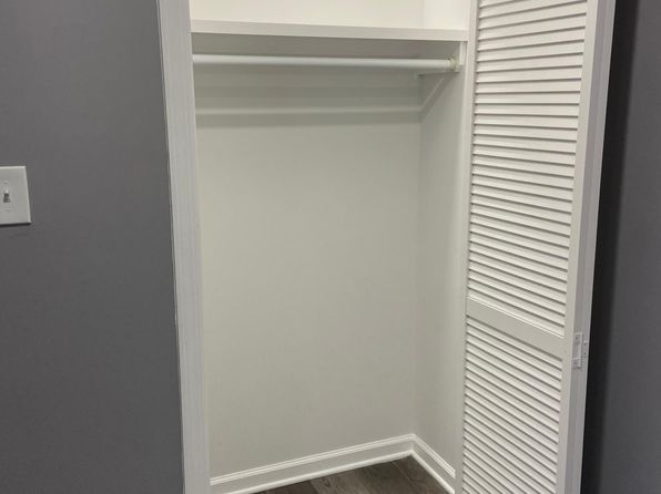 3240 N 5th St Floor 2