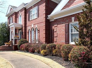 5541 Waterford Green Gln, Marietta, GA 30068