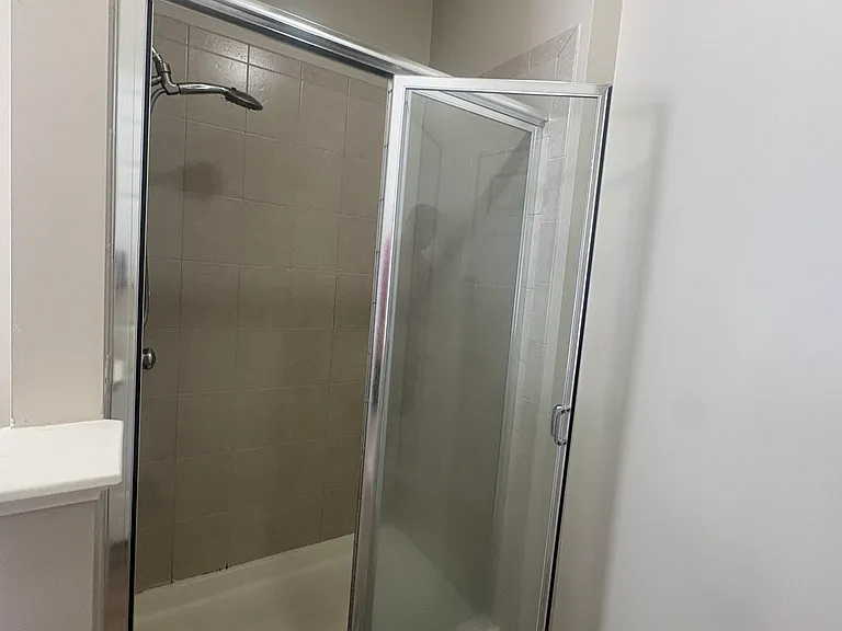 3839 Taft Ave — Photo 20