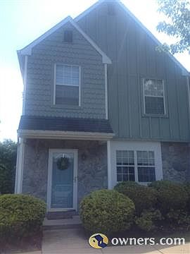 End Unit - Extra Windows and Sunlight!