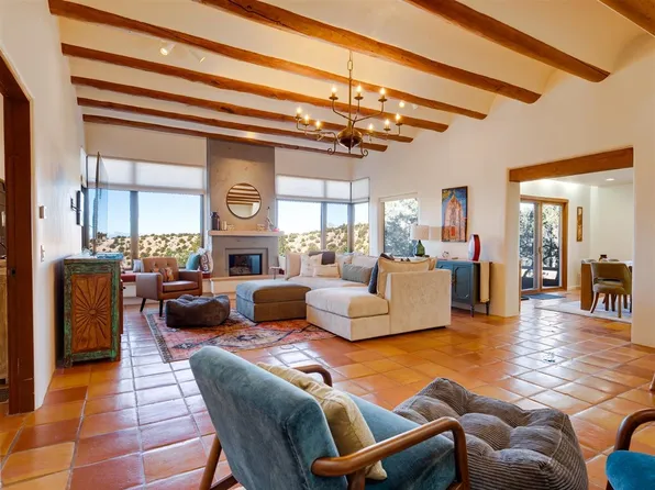 830 Camino De Jemez, Santa Fe, NM 87501