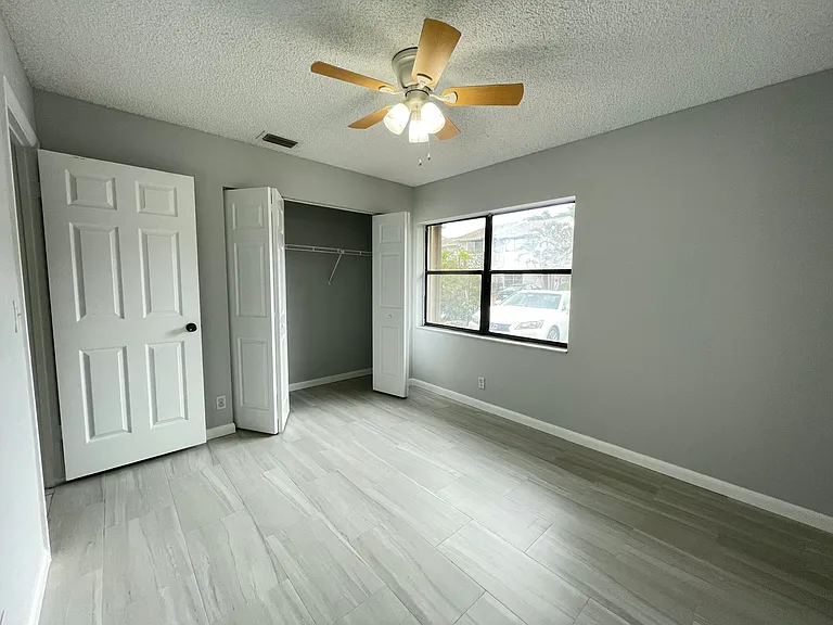 16344 Country Lake Cir — Photo 19