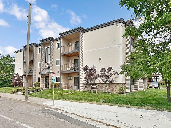 2nd image of 1313 Como Ave SE #8pen9g4v1