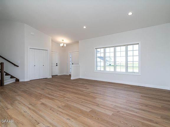 4th image of 6307 Yukon Ln