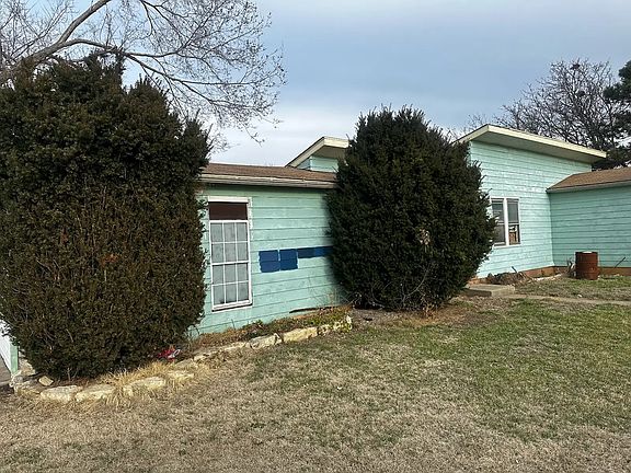 2nd image of 1027 W 21st St