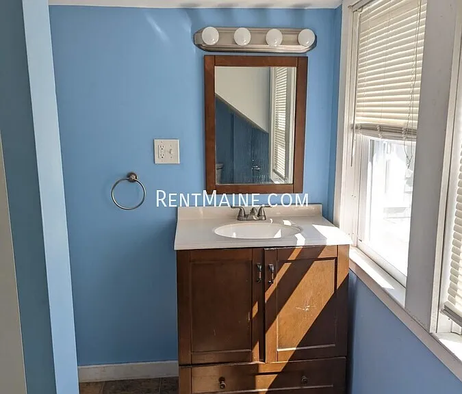 40 Gilman Falls Ave #2 — Photo 10