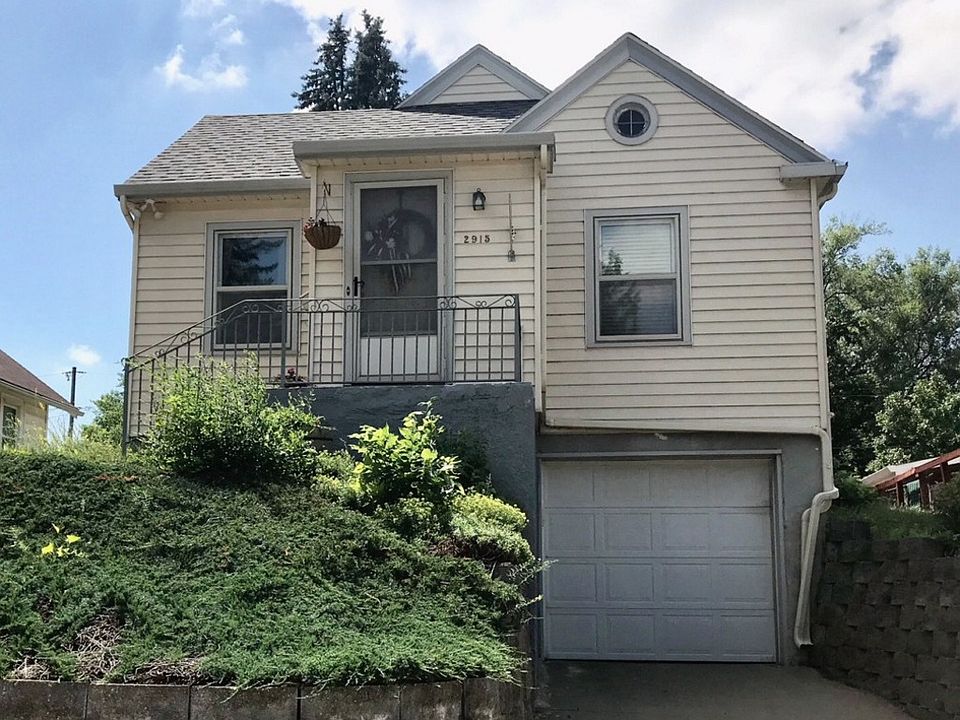 1st image of 2915 Douglas St