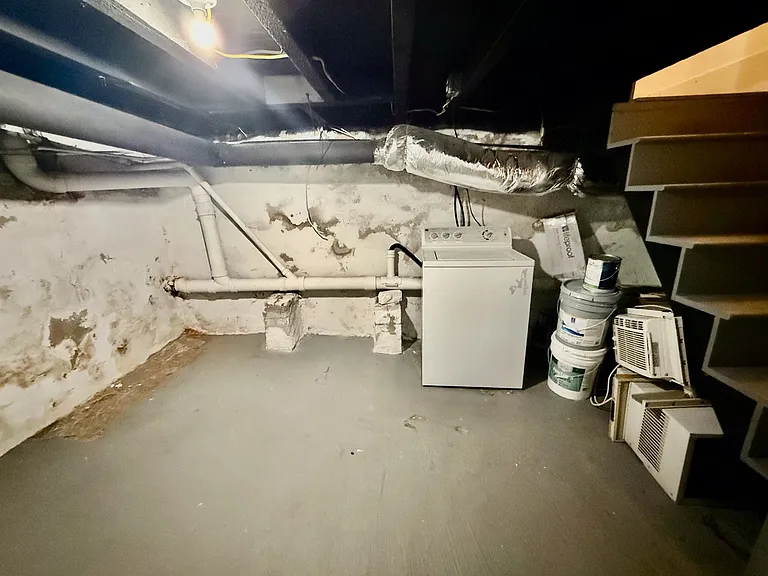 1228 Peters St — Photo 37