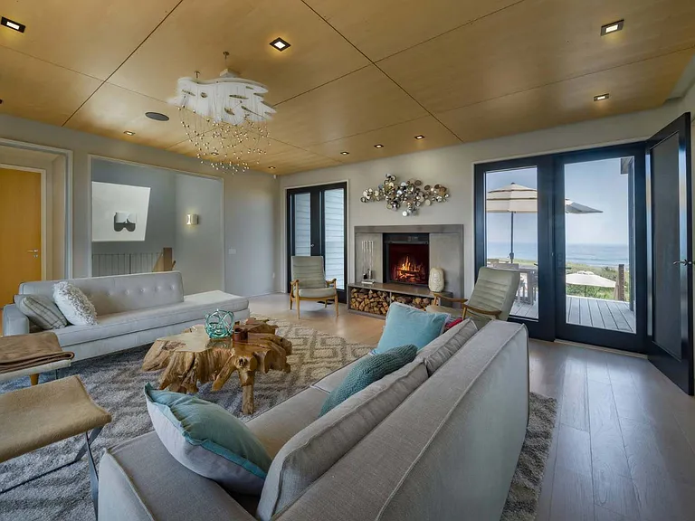 615 Dune Rd — Photo 14