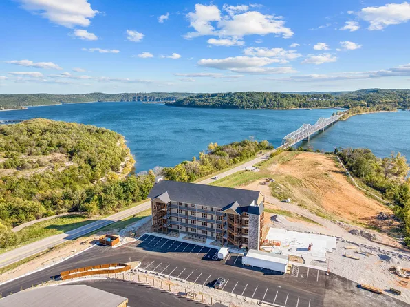 74 Bridgewater Loop #16 BLDG 1, Kimberling City, MO 65686