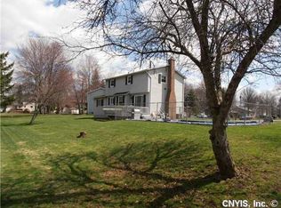 110 Thorndike Ln, Minoa, NY 13116
