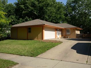 1406 W University Ave, Champaign, IL
