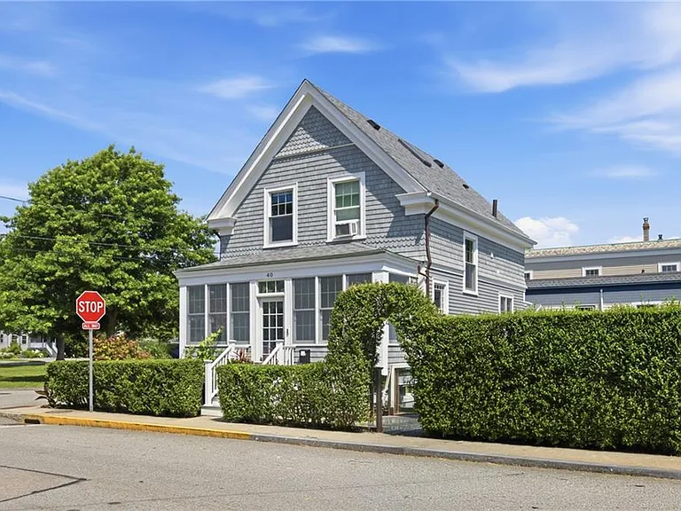 40 W Narragansett Ave — Photo 2