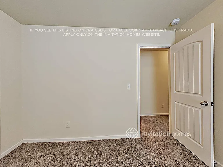 906 Grenier Ter — Photo 11