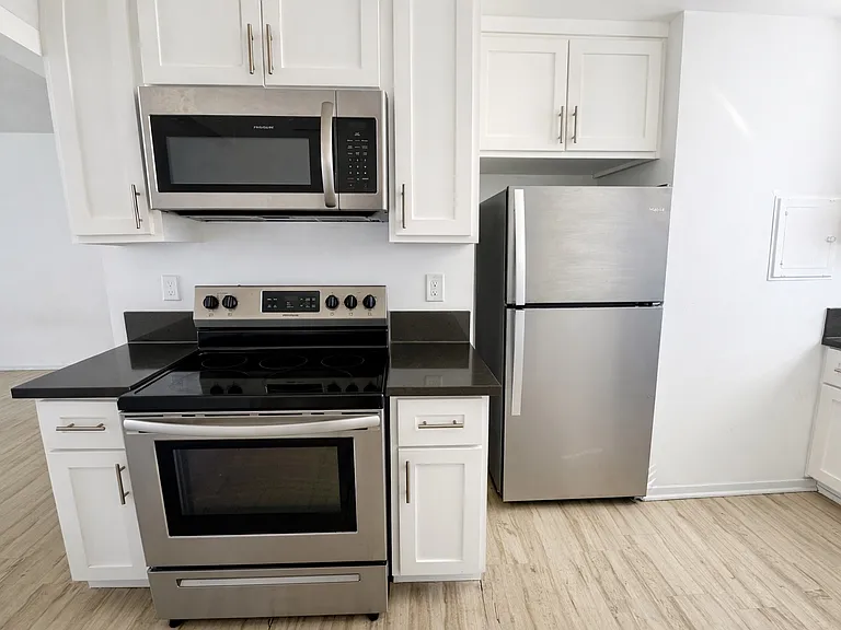 00-360 Lime Ave #313 — Photo 5
