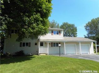 84 Amsden Dr, Rochester, NY 14623