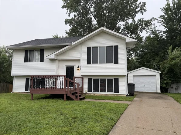 1925 E Lacona Ave, Des Moines, IA 50320