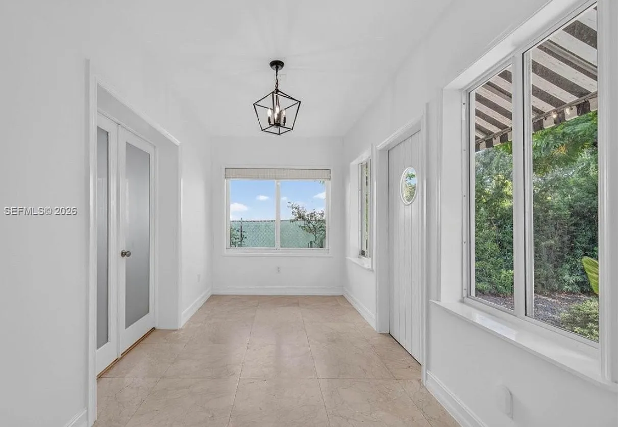 3 bed, 1430 sqft, $6,500 — Photo 4