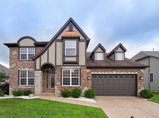 118 Tuscany Trace Dr, Saint Charles, MO 63303