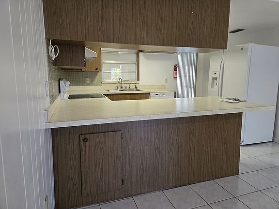 5th image of 3048 25th Ave N
