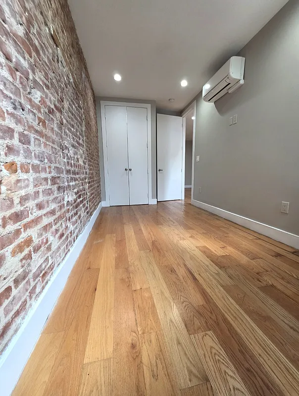 floor plan 5