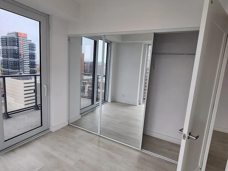 75 James St S #1802 — Photo 6