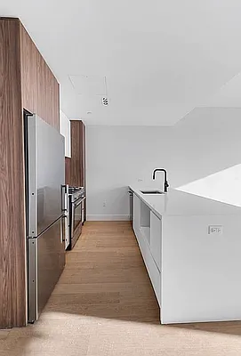 Rented by West 124th Manager LLC | media 33