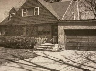 713 S Gretta Ave #2, Waukegan, IL 60085