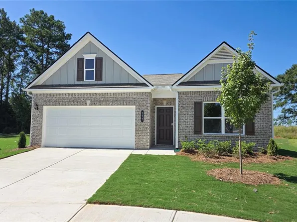 377 Bud St, Hoschton, GA 30548