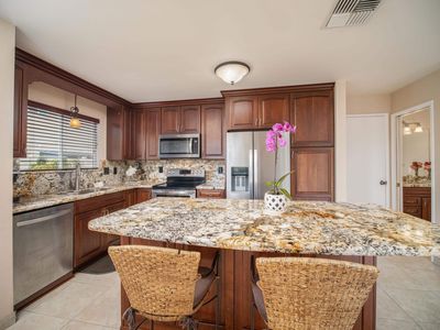 916 Kahoku Pl, Kihei, HI, 96753