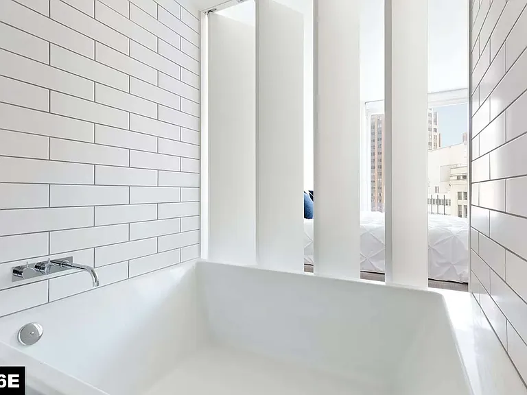 15 William St #26E — Photo 10