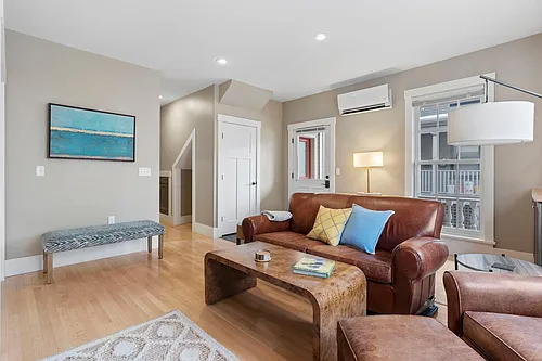 13 Lewis St #1 Photo 1